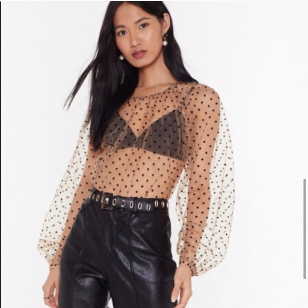Last One!! NASTYGAL Polka Dot Mesh Balloon Blouse - Picture 4 of 4